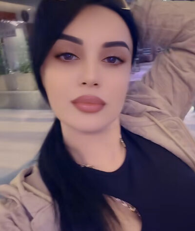 ,   Milana, 39 ,   ,   