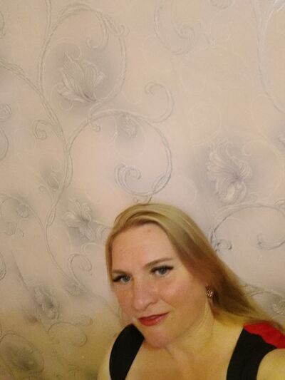  --,   , 44 ,   c 