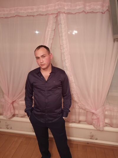  ,   Alex, 33 ,   ,   , c 