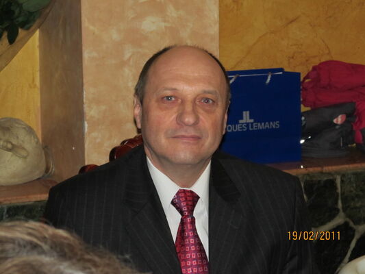  ,   Stas, 69 ,   