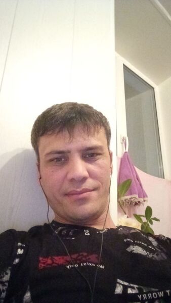  ,   Dima, 40 ,   ,   