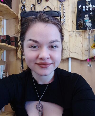  ,   Tanya, 20 ,   ,   