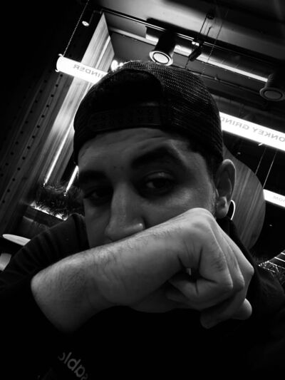  ,   Reda, 25 ,   ,   