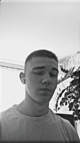  ,   Ignas, 19 ,   ,   