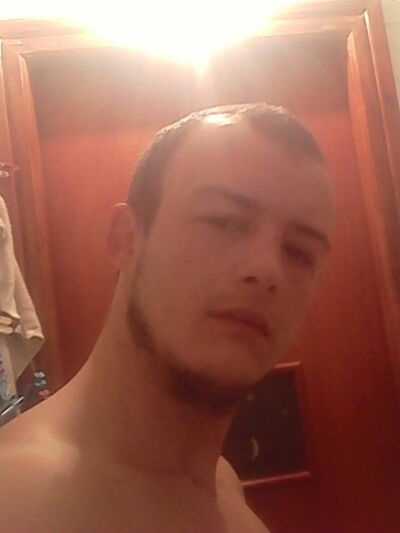  ,   Andreu, 35 ,   