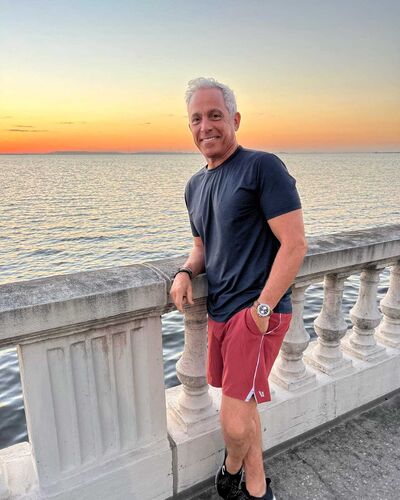  ,   Nick Kelvin, 63 ,   ,   