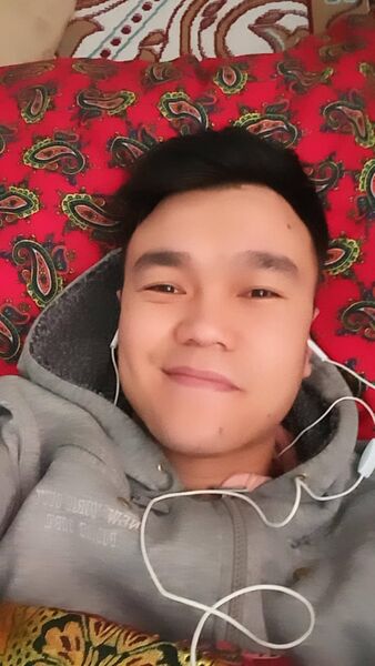  ,   Madik, 28 ,   ,   