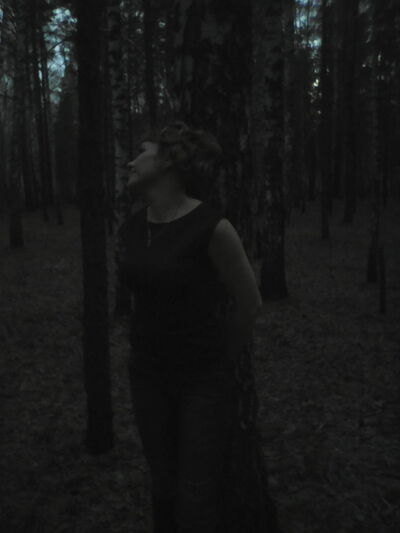  ,   Olia, 44 ,  