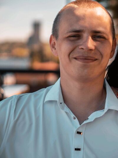  ,   Alex, 33 ,   ,   