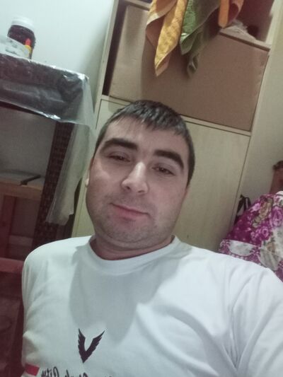  ,   Jamshid, 32 ,   ,   