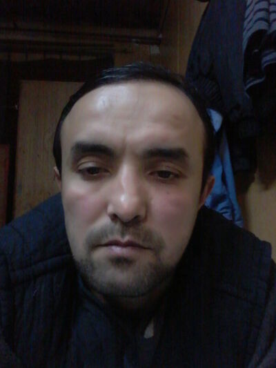  ,   Nurik, 46 ,  