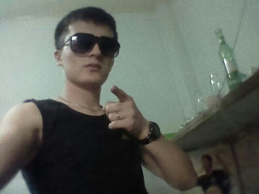  ,   Rasul, 32 ,   