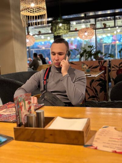  ,   Ilya, 23 ,   ,   