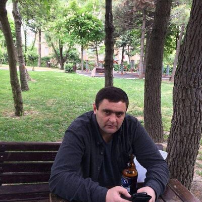  ,   Goga, 47 ,   ,   