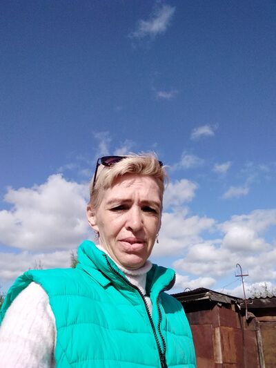  ,   Elena, 46 ,   