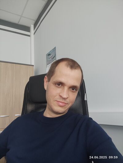  ,   Andry, 39 ,   ,   