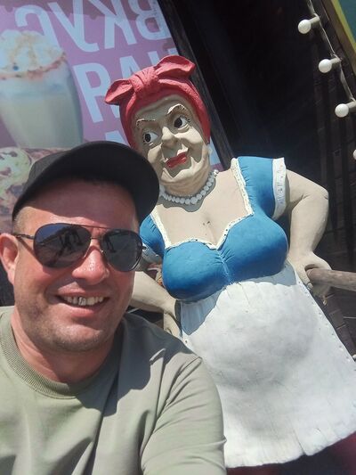  -,   Anton, 38 ,   ,   , c , 