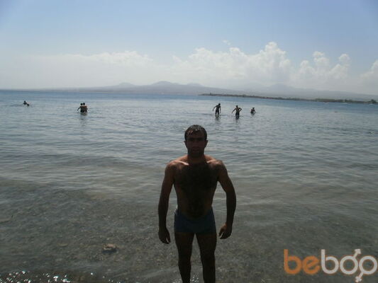  ,   Hayko, 37 ,  