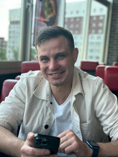  ,   Alex, 40 ,   ,   , 