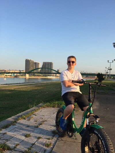  ,   David, 28 ,   ,   , c 