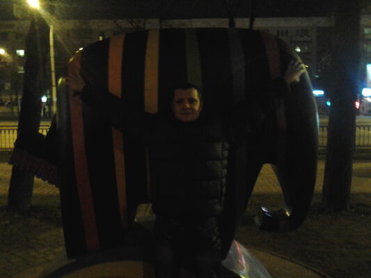 ,   Sasha, 39 ,  