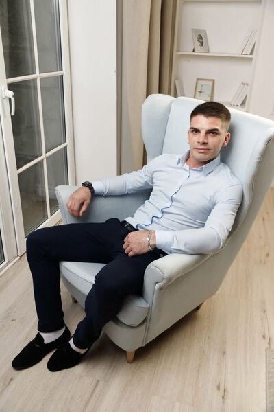  -,   Nikolay, 33 ,   ,   , c , 