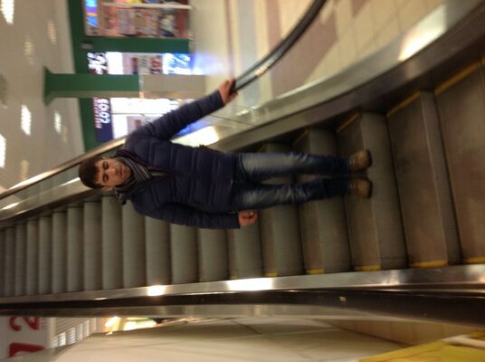  ,   Taron, 33 ,   