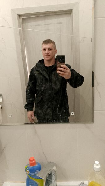  ,   Aleksandr, 39 ,   ,   