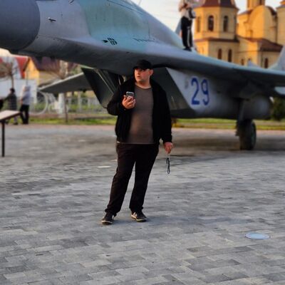  Utopia,   Vshe, 32 ,   ,   