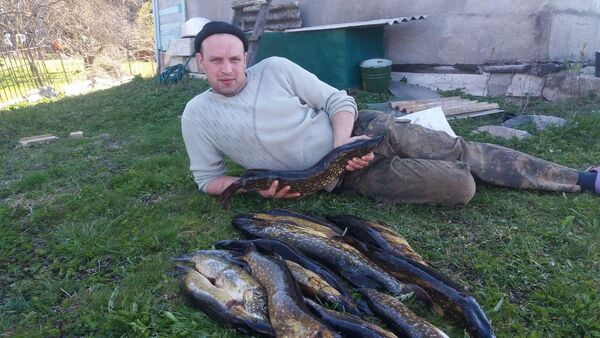  Huddinge,   , 42 ,   ,   , c , 
