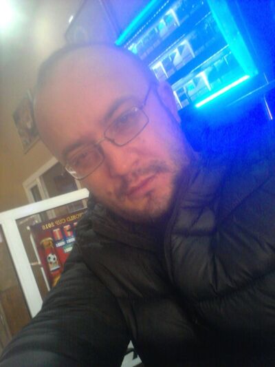  ,   Oybek, 40 ,     , c , 