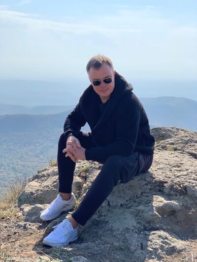  ,   Vlad, 48 ,   ,   
