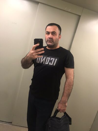  ,   Farik, 44 ,   ,   