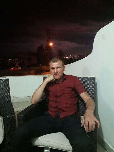  ,   Sergey, 39 ,   