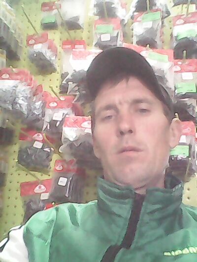  ,   Andrei, 42 ,   ,   , c 