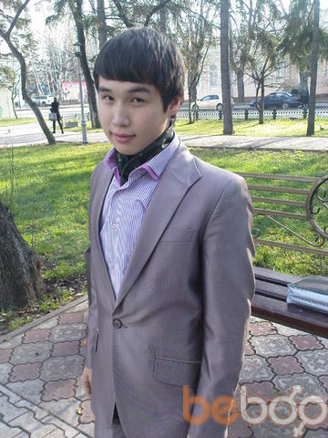  ,   Prince, 32 ,     , c 