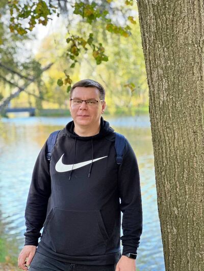  ,   Dmitry, 40 ,   ,   , 