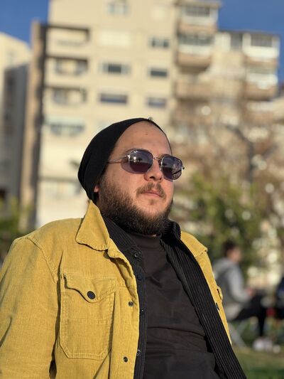  ,   Deniz, 31 ,   ,   