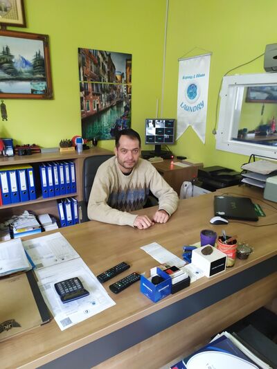  ,   Bayram, 40 ,   ,   , c 