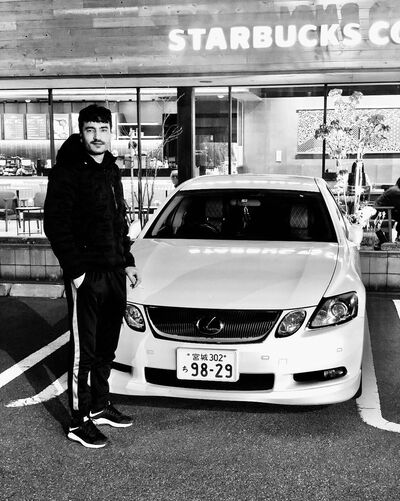  ,   Ladla, 33 ,   ,   , c 