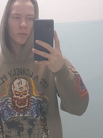  --,   Vovik, 19 ,  