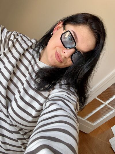  ,   Regina, 24 ,   ,   , c 
