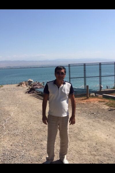  ,   Baha, 44 ,  
