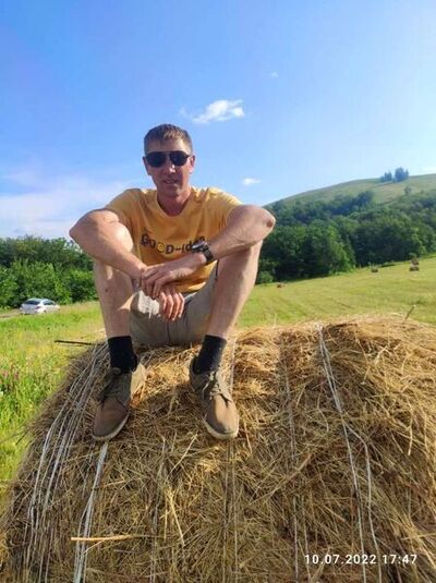  ,   Denis, 38 ,   ,   , c 