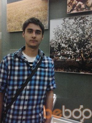  ,   Johny, 34 ,   