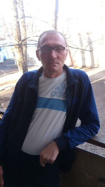 Знакомства Саратов, фото мужчины Алексей, 50 лет, познакомится для флирта, любви и романтики, cерьезных отношений