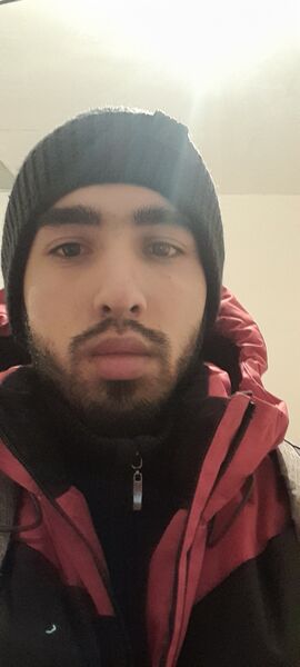  -,   Ali, 23 ,   ,   