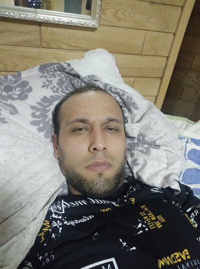  ,   Artur, 33 ,   ,   