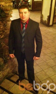  ,   Alex, 41 ,   