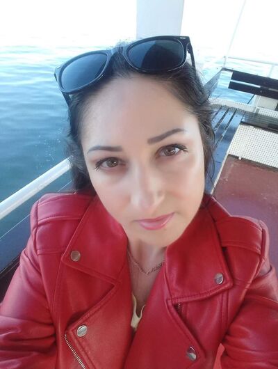  ,   Tatyana, 44 ,   c 
